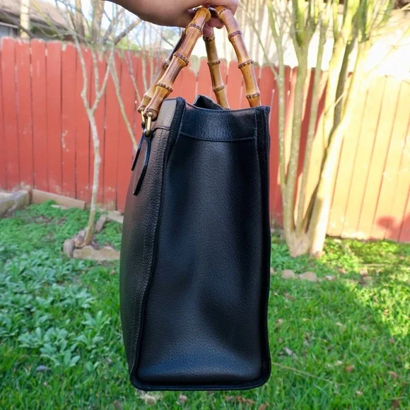 🔥 Vintage Gucci Diana Bamboo Top Handle Bag Black Leather | Classic 90s Gucci - Picture 3 of 13